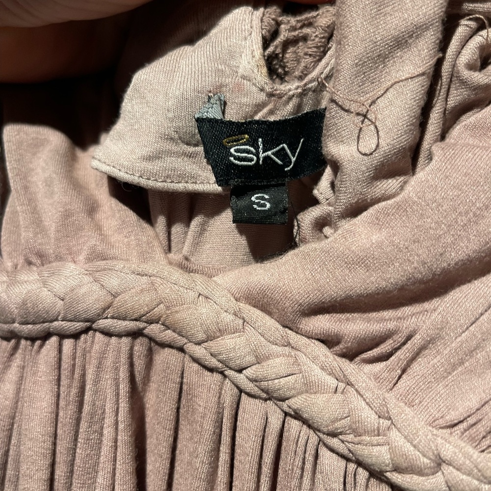 Beautiful maxi dress. Soft material. Open back design.